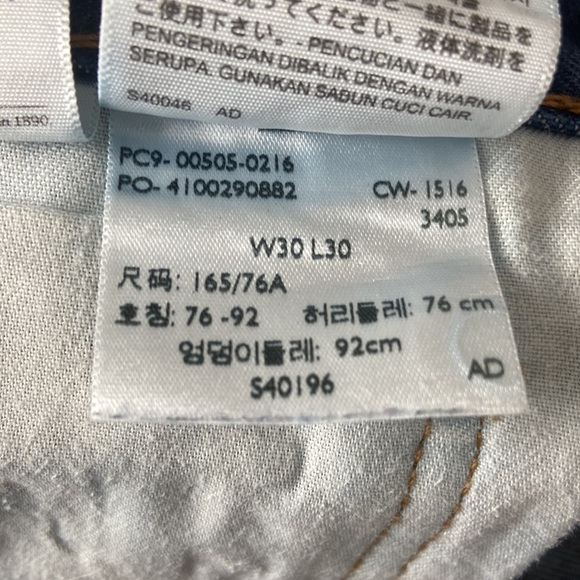 EUC Levi’s 505 Straight Leg Classic Fit Medium Wash Jeans -Size 30x30 - Picture 5 of 7